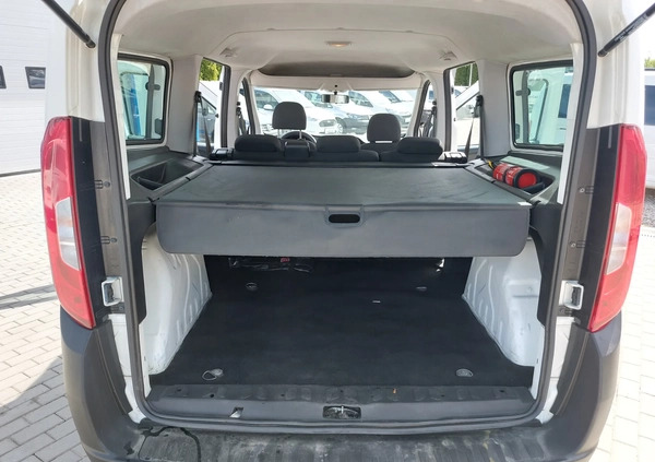 Fiat Doblo cena 39000 przebieg: 161000, rok produkcji 2018 z Jedwabne małe 232
